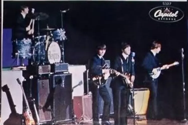 The Beatles Tampil di Fairfield Halls, Bawakan Lagu-lagu dari Album Please Please Me dan Singel